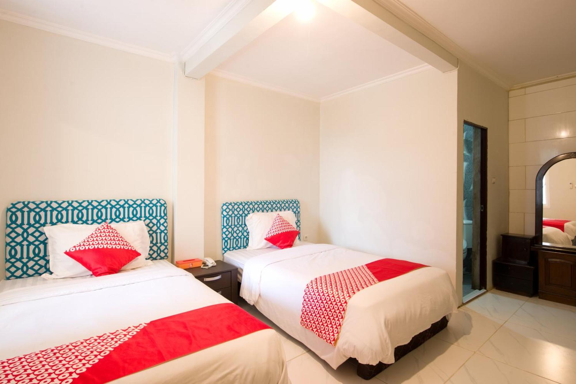 Capital O 3359 Pondok Wisata Jaden Trawas Mojokerto Екстер'єр фото